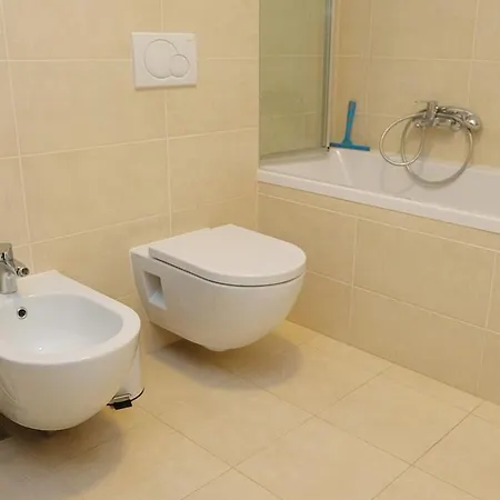 Apartma Nika 3 * Koper