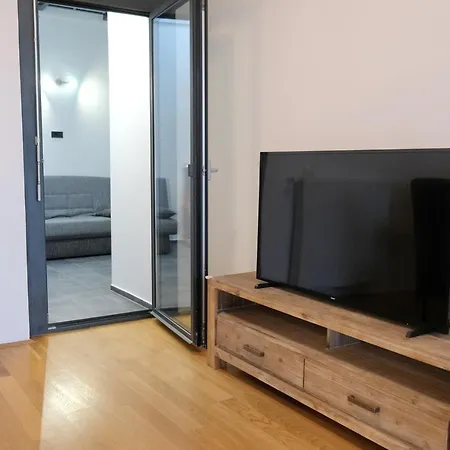 Apartma Nika 3 Apartment *